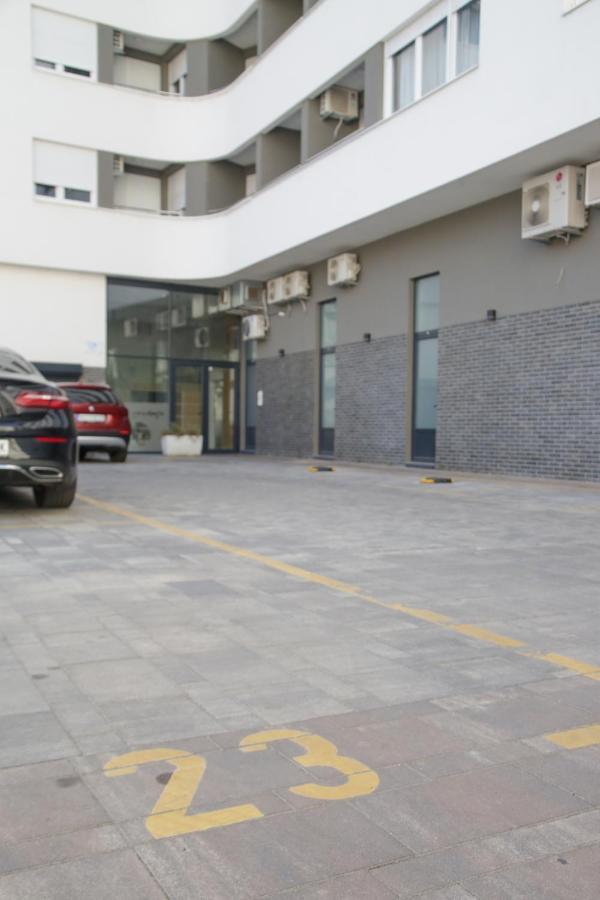 Supernova City Center - Free Private Parking Νόβι Σαντ Εξωτερικό φωτογραφία